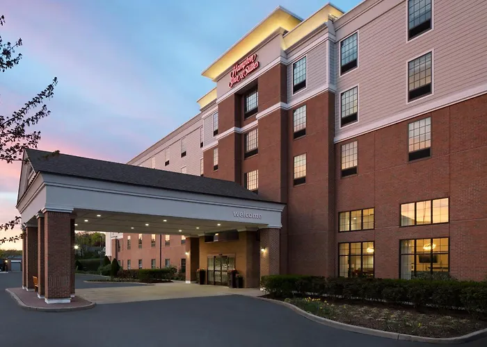 Hampton Inn & Suites Yonkers - Westchester